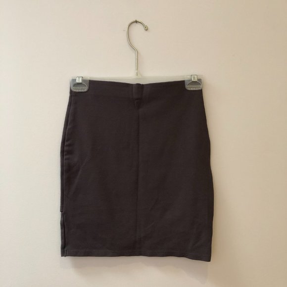 Aritzia Sunday Best eggplant primrose skirt (XS) - Picture 2 of 4